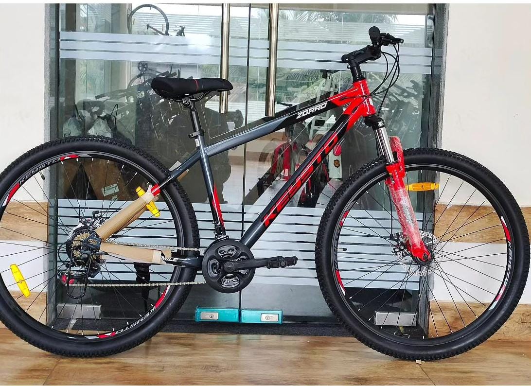 Cycling Jersey Red Yellow cycle image