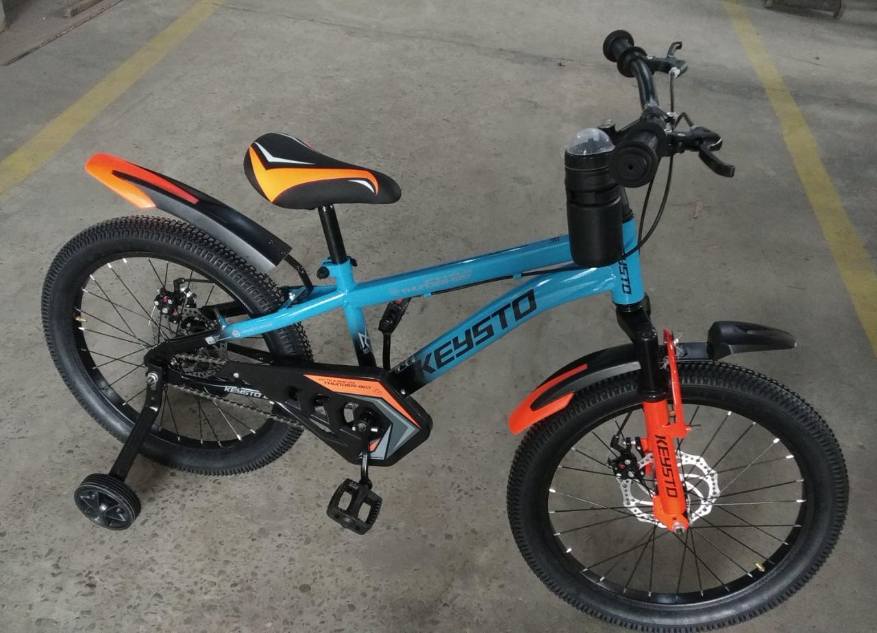 Cycling Jersey Red Yellow cycle image